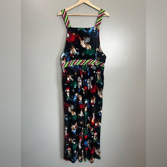 No Boundaries velvet jumpsuit cat Holiday graphic Christmas Party cozy wacky - Picture 7 of 7